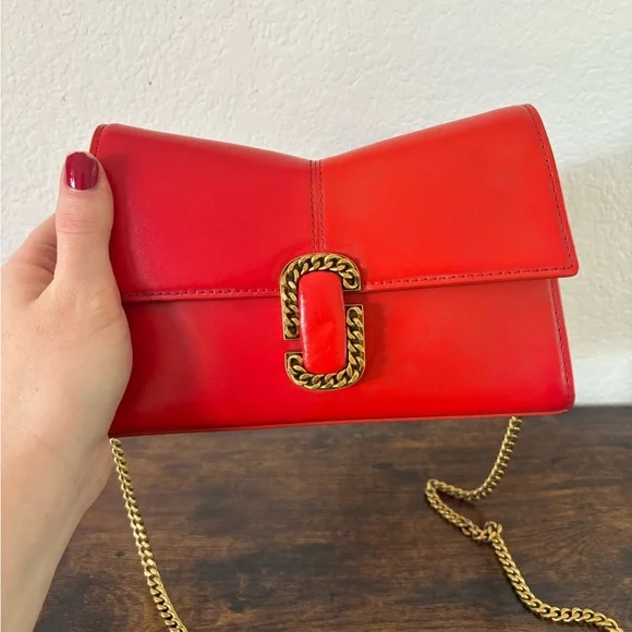 Marc Jacobs Red Leather Crossbody Bag - Picture 3 of 10
